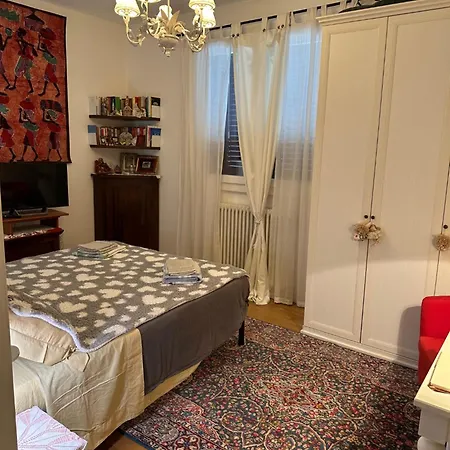 לינה וארוחת בוקר Sidi & Bb *